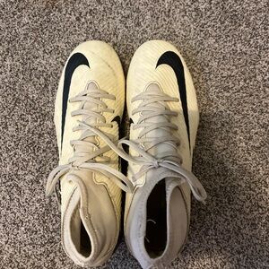 Nike Cream and Black Soccer Cleats
